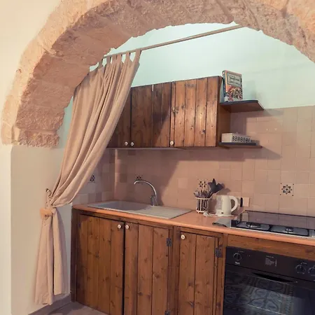 Trulli Antichi Mestieri - Widespread Trulli In The Historic Center Bed & Breakfast Alberobello Exterior photo