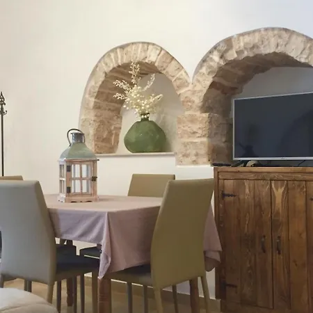 Trulli Antichi Mestieri - Widespread Trulli In The Historic Center Bed & Breakfast Alberobello Exterior photo