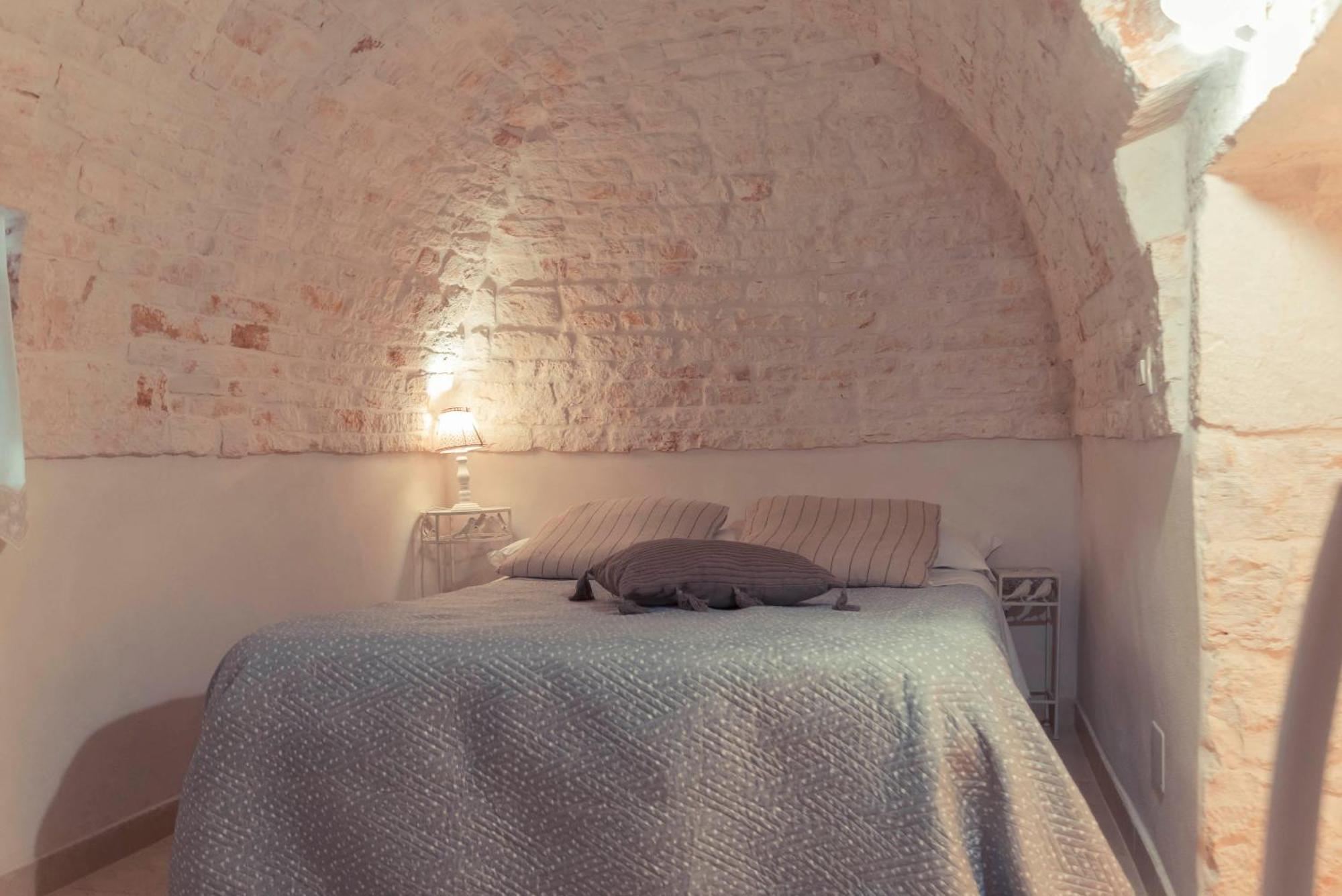 Trulli Antichi Mestieri - Widespread Trulli In The Historic Center Bed and breakfast *
