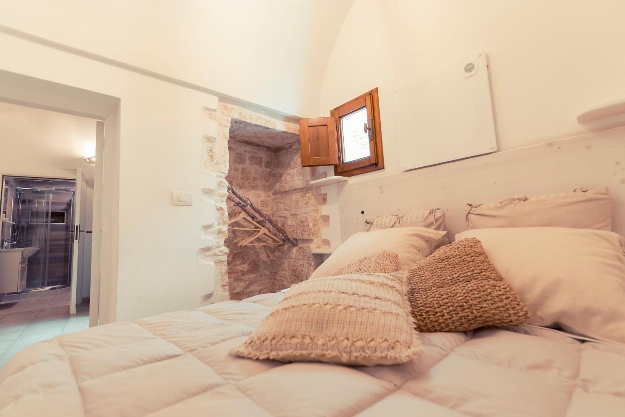 Trulli Antichi Mestieri - Widespread Trulli In The Historic Center Bed and breakfast Alberobello